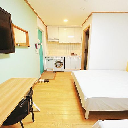 Sarang Guesthouse Dongdaemun โซล ภายนอก รูปภาพ