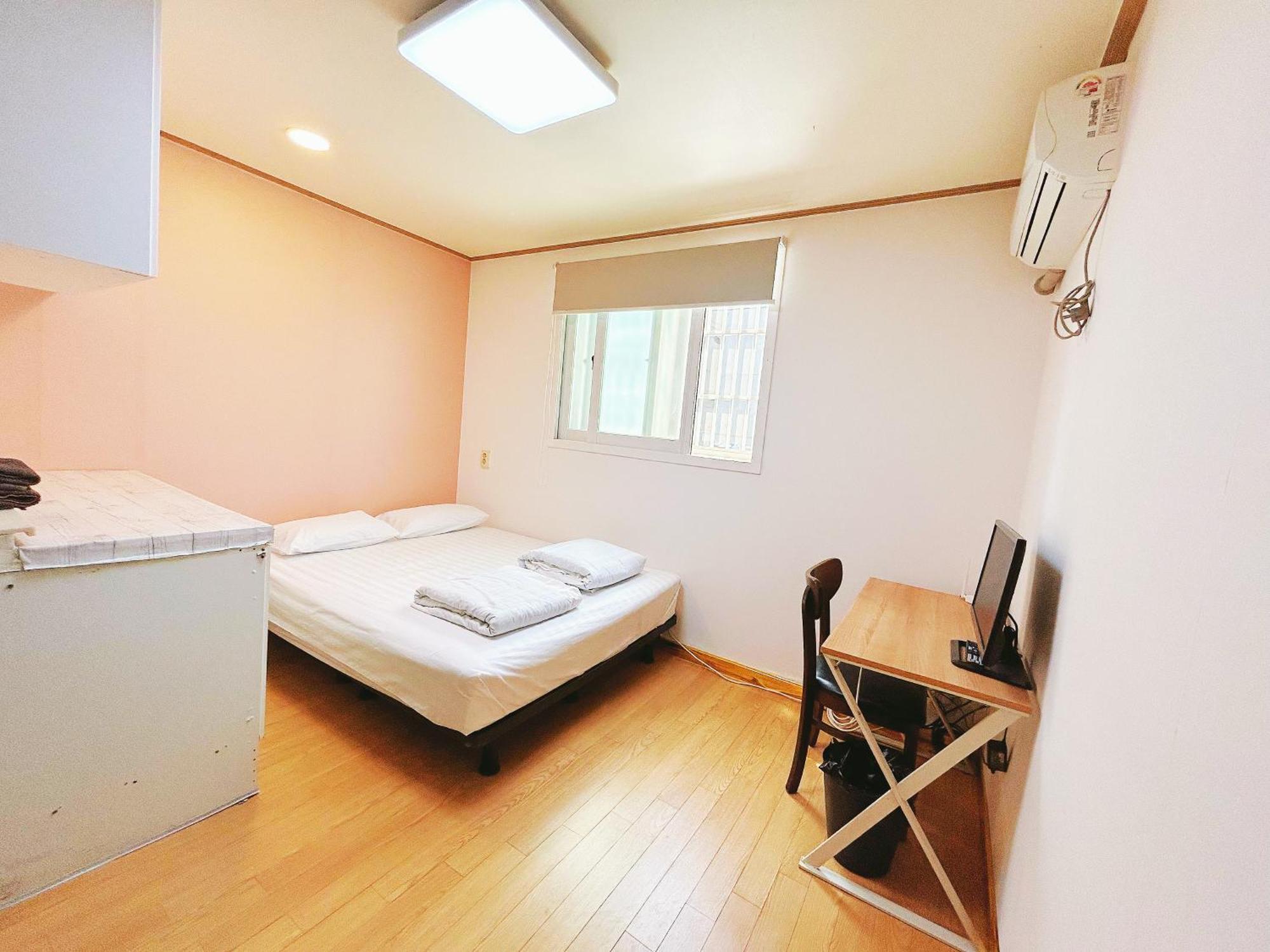 Sarang Guesthouse Dongdaemun โซล ภายนอก รูปภาพ