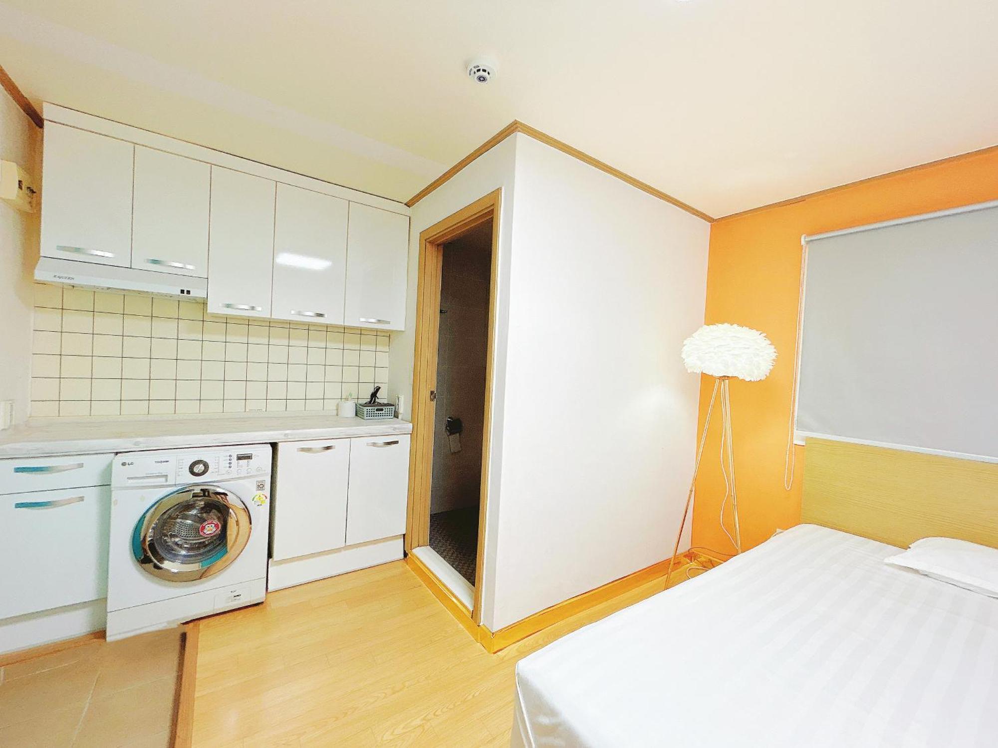 Sarang Guesthouse Dongdaemun โซล ภายนอก รูปภาพ